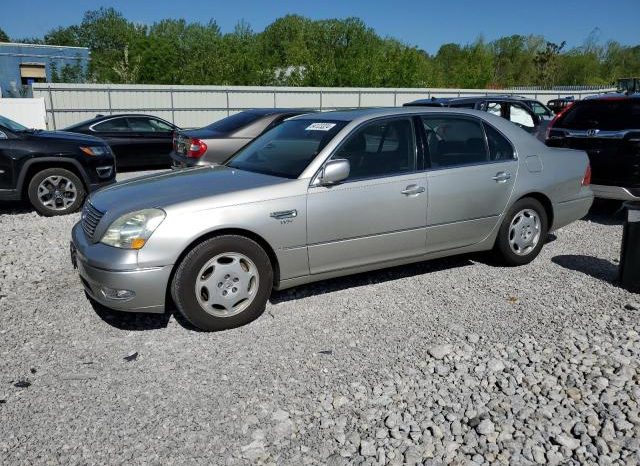 
								LEXUS LS430 2001 SILVER WITH SMALL DAMAGE full									