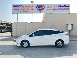 
										TOYOTA PRIUS 2017 WHITE full									