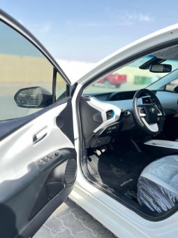 
										TOYOTA PRIUS 2017 WHITE full									