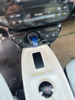 
										TOYOTA PRIUS 2017 WHITE full									
