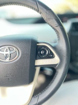 
										TOYOTA PRIUS 2017 WHITE full									