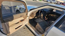 
										LEXUS LS400 1997 WHITE full									