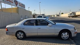 LEXUS LS400 1997 WHITE