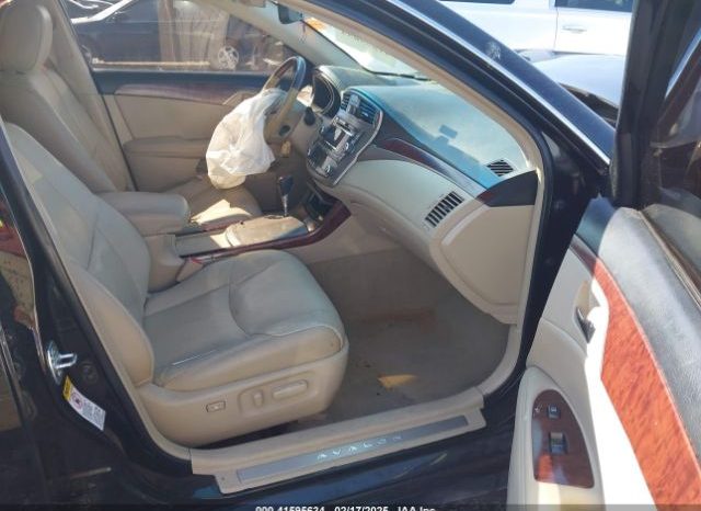 
								TOYOTA AVALON 2011 BLACK LIMITED full									