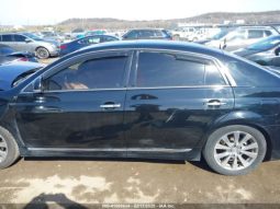 TOYOTA AVALON 2011 BLACK LIMITED