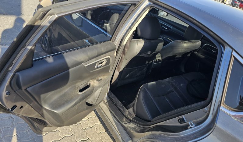 
								NISSAN ALTIMA 2016 SL FULL OPTION full									