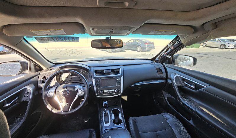 
								NISSAN ALTIMA 2016 SL FULL OPTION full									