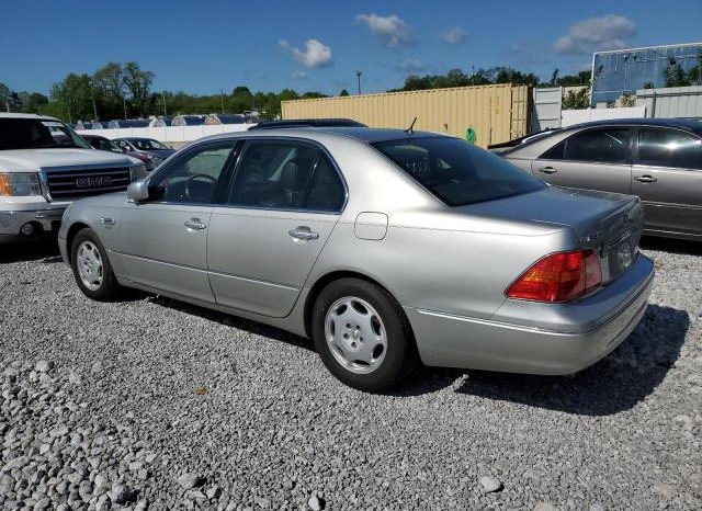 
								LEXUS LS430 2001 SILVER WITH SMALL DAMAGE full									