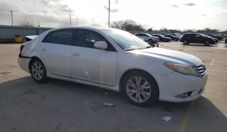 
								TOYOTA AVALON 2012 WHITE full									