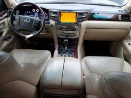 
										LEXUS LX570 MODEL 2011 COLOR BLACK full									