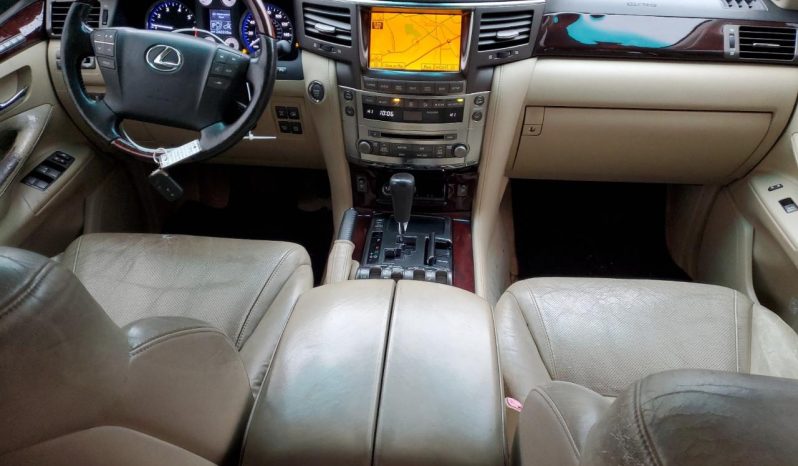
								LEXUS LX570 MODEL 2011 COLOR BLACK full									