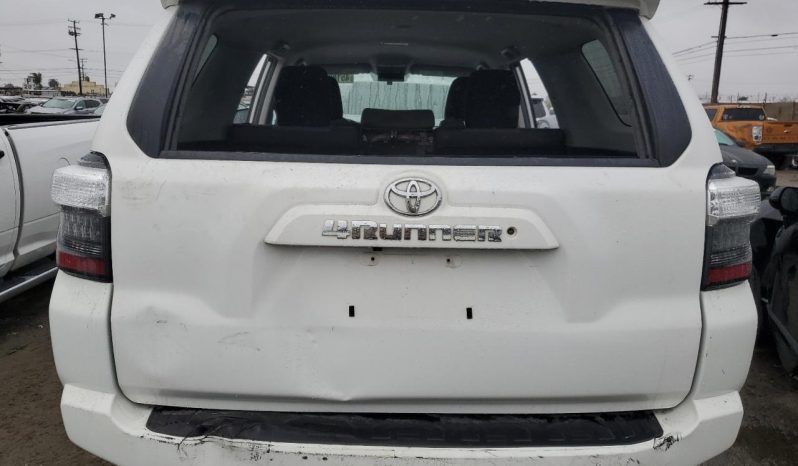 
								TOYOTA 4RUNNER 2020 WHITE SR5 4WD full									