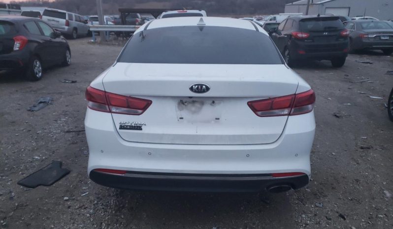 
								KIA OPTIMA 2018 WHITE full									