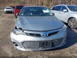 TOYOTA AVALON 2015 HYBRID LIMITED COLOR SILVER