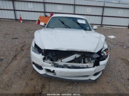 FORD MUSTANG 2017 V6 WIHTE