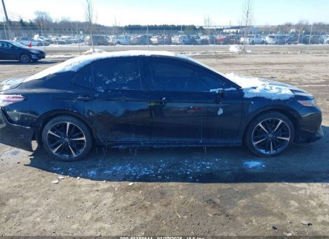 
								TOYOTA CAMRY 2018 XSE FULL OPTION full									