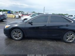 TOYOTA CAMRY 2015 SE BLACK