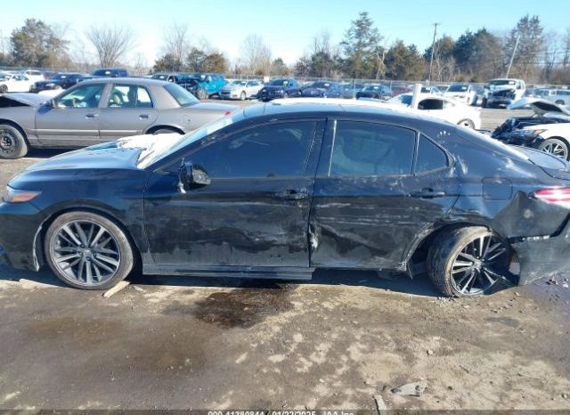
								TOYOTA CAMRY 2018 XSE FULL OPTION full									