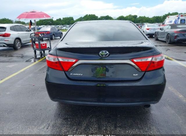 
								TOYOTA CAMRY 2015 SE BLACK full									