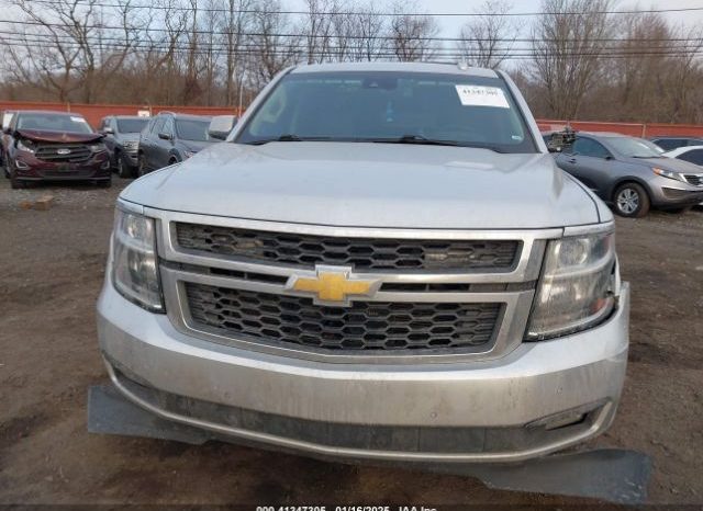 
								CHEVROLET TAHOE 2015 LT SILVER full									