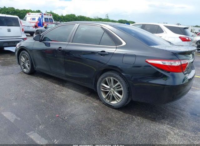 
								TOYOTA CAMRY 2015 SE BLACK full									