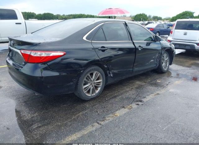 
								TOYOTA CAMRY 2015 SE BLACK full									