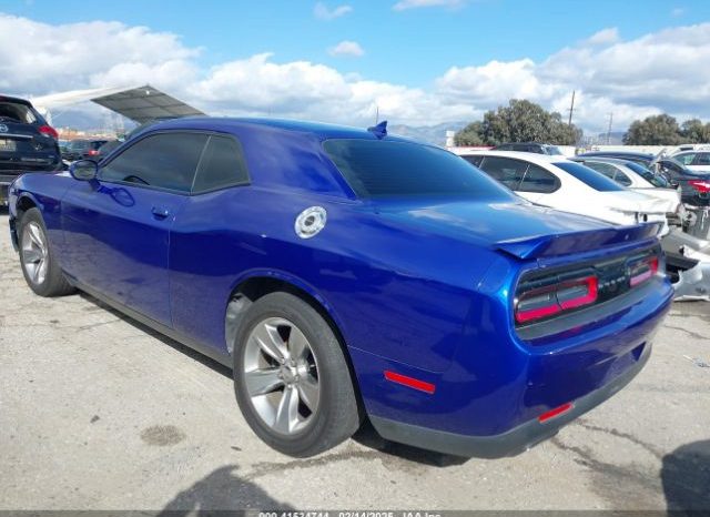 
								DODGE CHALLENGER 2019 V6 BLUE full									