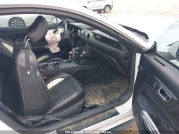 
										FORD MUSTANG 2017 V6 WIHTE full									