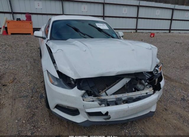 
								FORD MUSTANG 2017 V6 WIHTE full									
