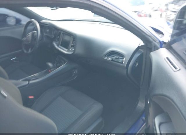 
								DODGE CHALLENGER 2019 V6 BLUE full									