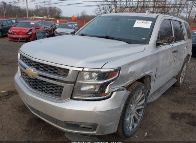 
								CHEVROLET TAHOE 2015 LT SILVER full									