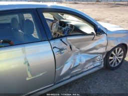 
										TOYOTA AVALON 2011 SILVER full									