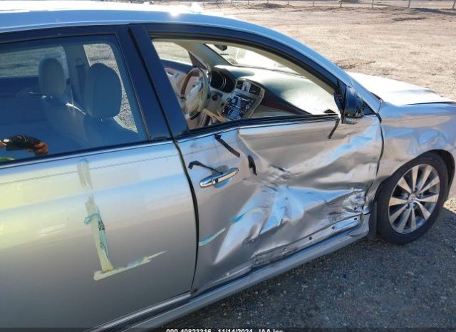 
								TOYOTA AVALON 2011 SILVER full									