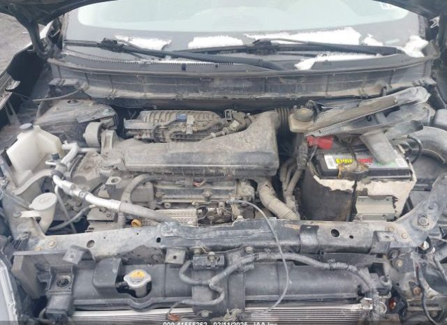 
								NISSAN ROGUE 2016 SL 4WD GREEN COLOR full									