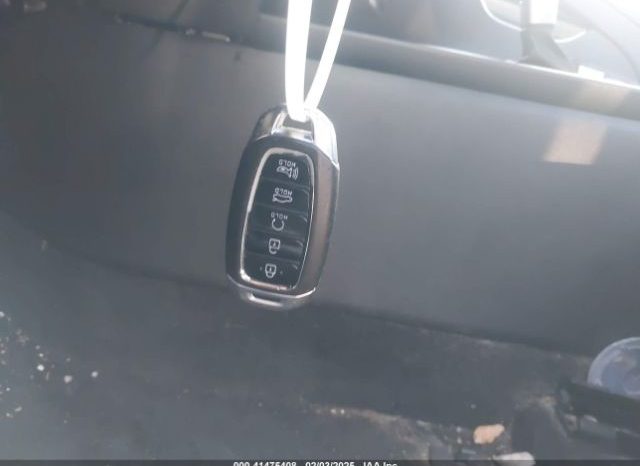 
								HYUNDAI ELANTRA 2023 BLACK SEL full									